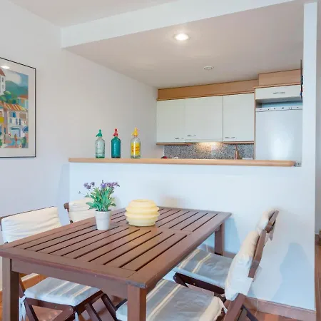 아파트 Charming Golf, Pool And Private Parking *