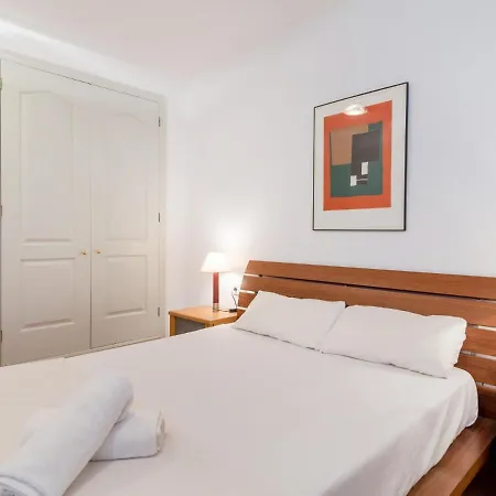 Charming Golf, Pool And Private Parking * Pals