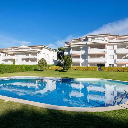 아파트 Charming Golf, Pool And Private Parking *