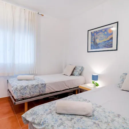 Charming Golf, Pool And Private Parking * Pals