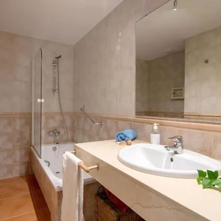 Charming Golf, Pool And Private Parking Apartmán *