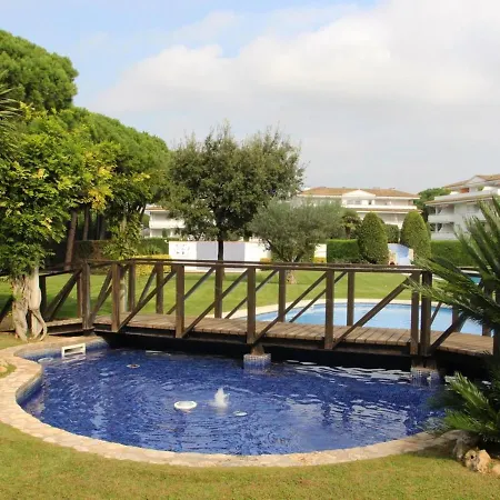 Apartmán Charming Golf, Pool And Private Parking